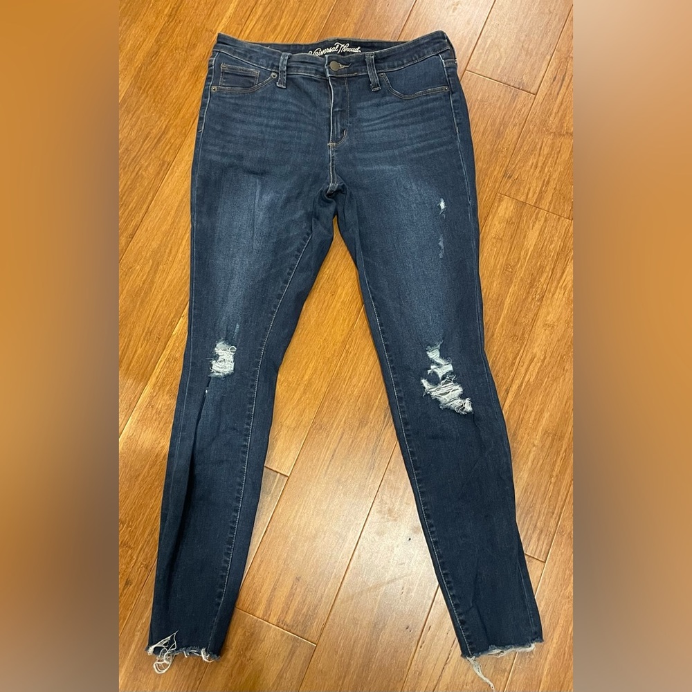 Universal Thread Jeans